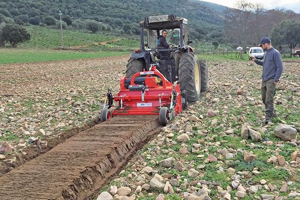Stone burier with bed former shaper type EXTREME